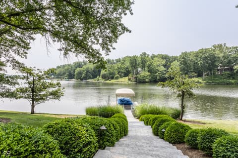 Photo of 5101 Green Braes E Drive, Indianapolis, IN