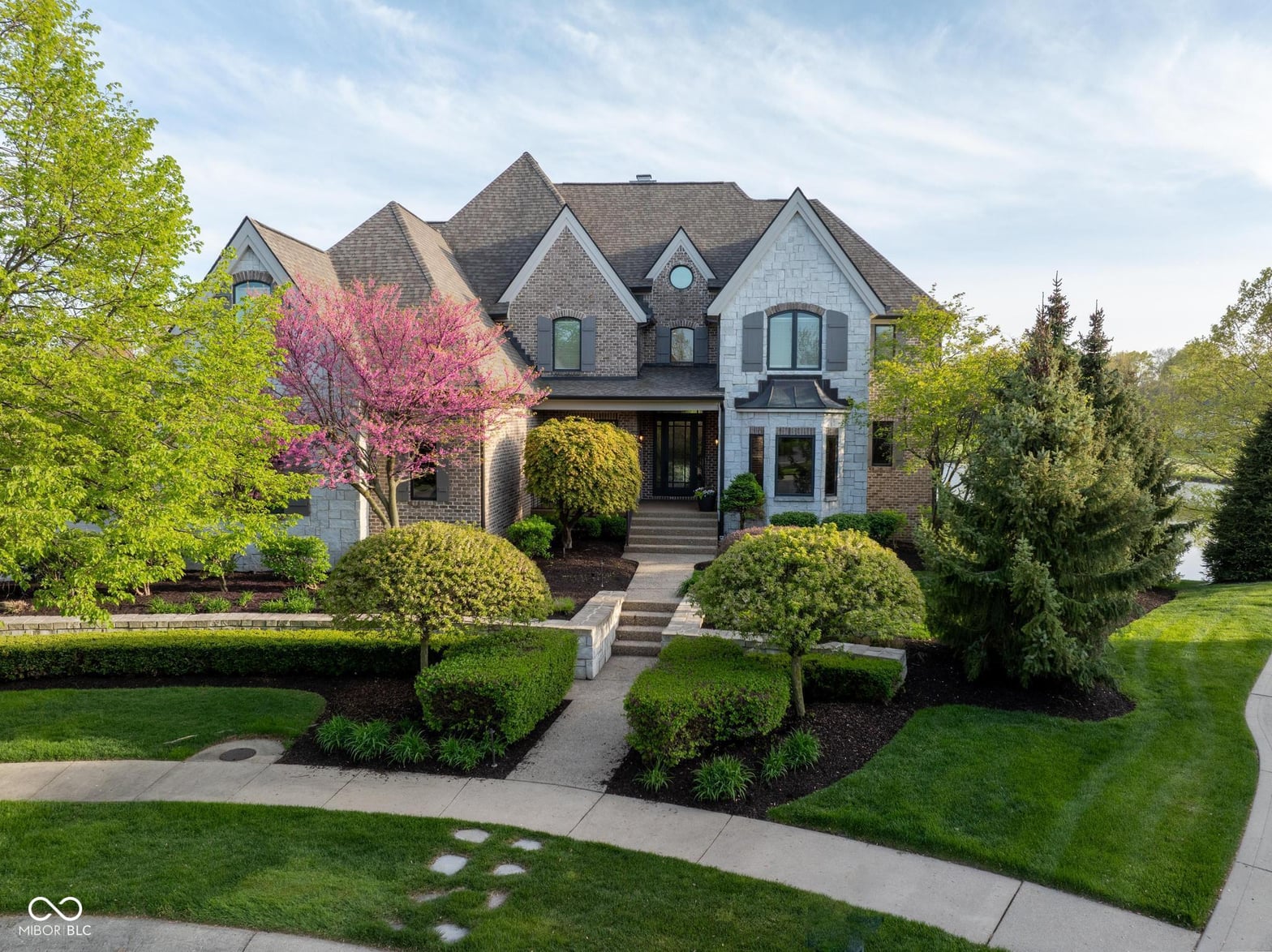 Front exterior at 11088 Preservation Point, Fishers, IN