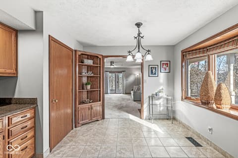 Photo of 851 Westridge Circle, Noblesville, IN