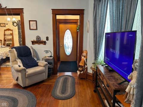 Photo of 214 S Howard Street, Oxford, IN