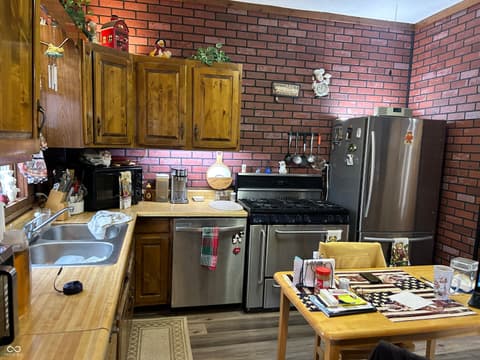 Photo of 214 S Howard Street, Oxford, IN