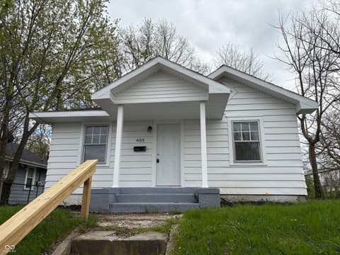 605 W 10th Street