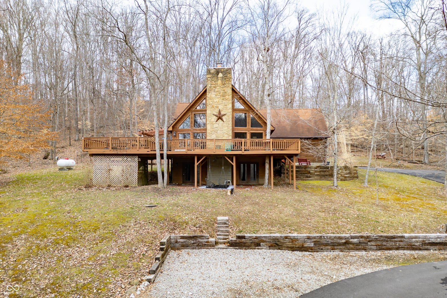 Photo of 2882 S Whitehorse Road, Nashville, IN