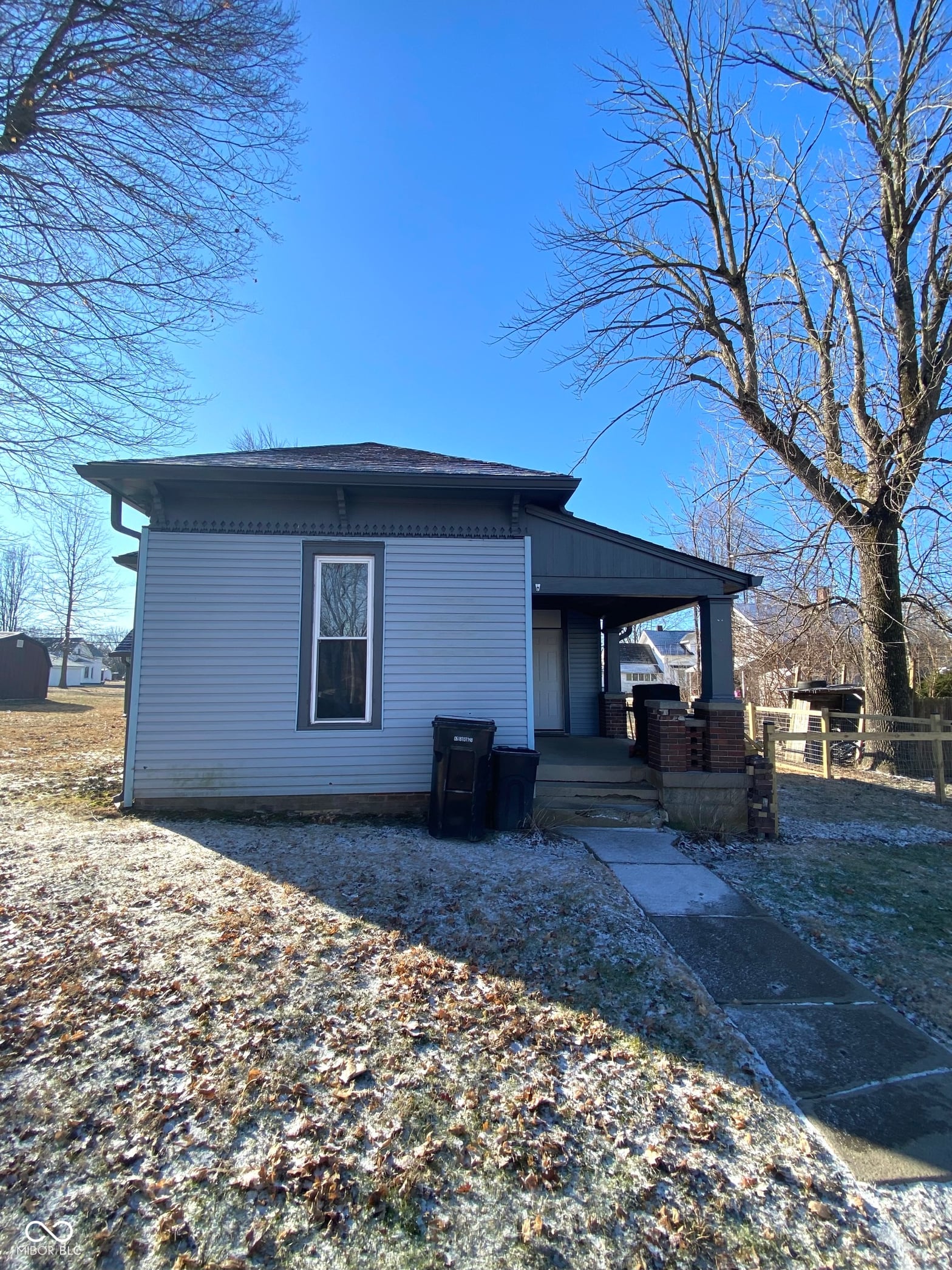 Photo of 203 E Columbia Street, Roachdale, IN
