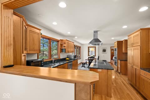 Photo of 1086 Pebble Brook Drive, Noblesville, IN