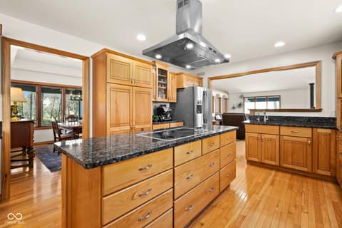 Photo of 1086 Pebble Brook Drive, Noblesville, IN
