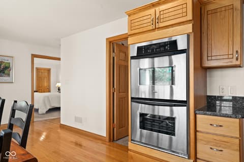 Kitchen at 1086 Pebble Brook Drive, Noblesville, IN