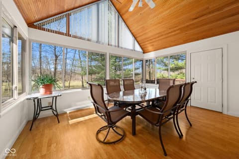 Photo of 1086 Pebble Brook Drive, Noblesville, IN