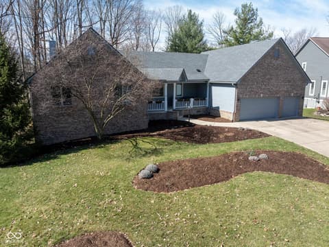 Front exterior at 1086 Pebble Brook Drive, Noblesville, IN