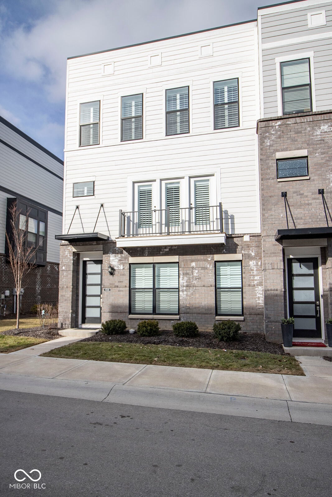 Front exterior at 9748 Junction Station, Fishers, IN