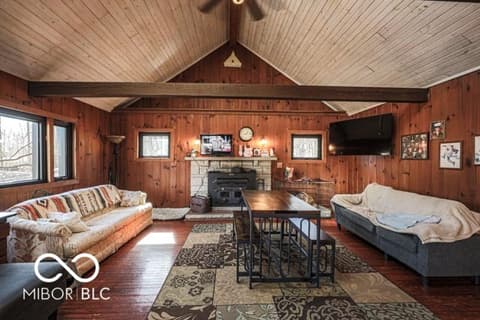 Photo of 9464 N State Rd 135, Morgantown, IN