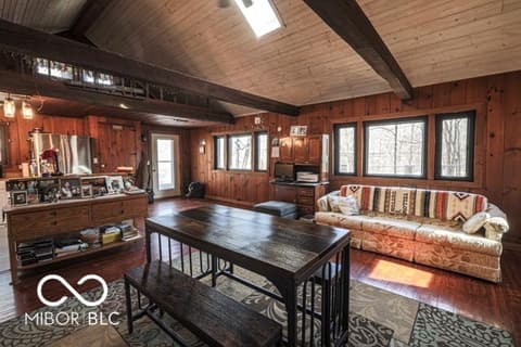 Photo of 9464 N State Rd 135, Morgantown, IN