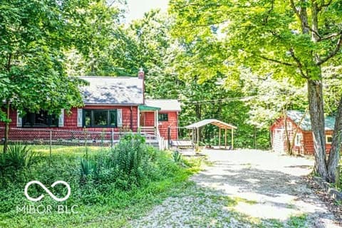 Photo of 9464 N State Rd 135, Morgantown, IN
