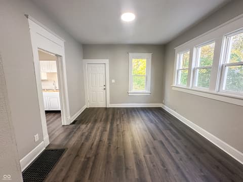 Photo of 638 W 30th Street, Indianapolis, IN