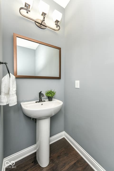 Photo of 833 N Park Trail Drive, Carmel, IN