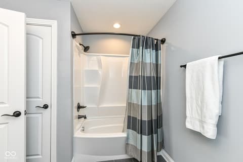 Photo of 833 N Park Trail Drive, Carmel, IN