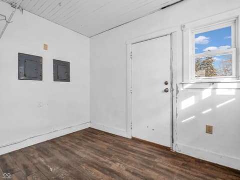 Photo of 422 E Main Street, Lebanon, IN