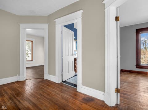 Photo of 422 E Main Street, Lebanon, IN