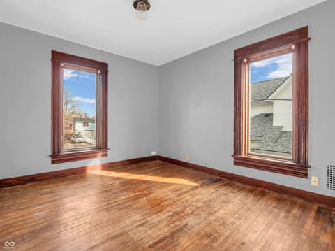 Photo of 422 E Main Street, Lebanon, IN