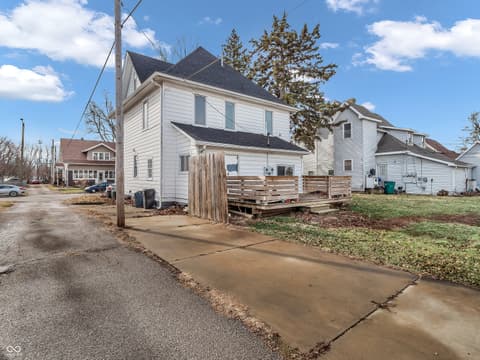 Photo of 422 E Main Street, Lebanon, IN