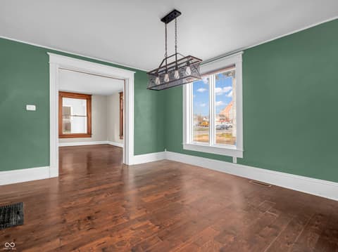 Photo of 422 E Main Street, Lebanon, IN