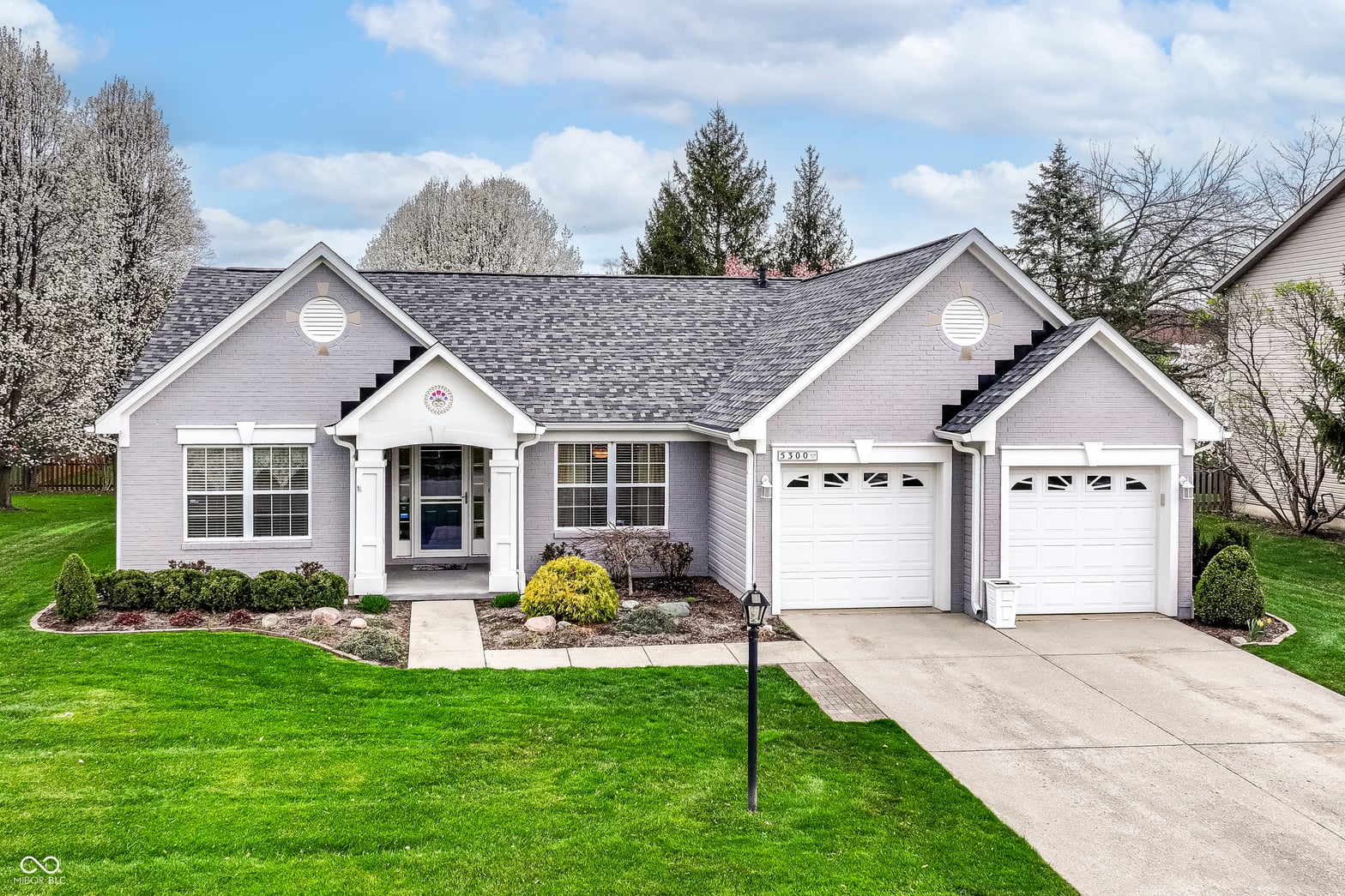 Front exterior at 5300 Breakers Way, Carmel, IN