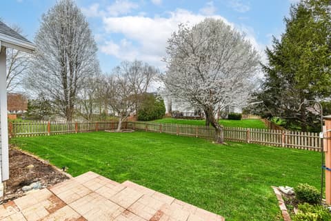 Yard at 5300 Breakers Way, Carmel, IN