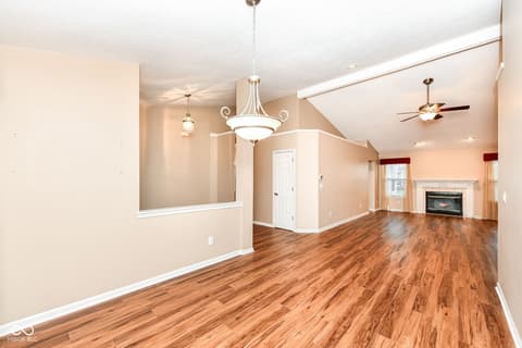 Living room at 5300 Breakers Way, Carmel, IN