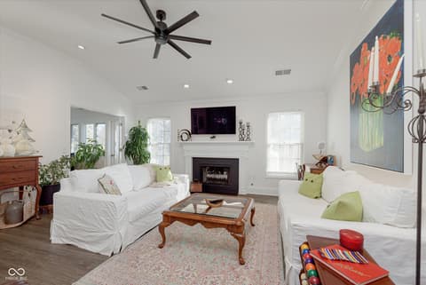 Photo of 18007 Sun Ridge Circle, Noblesville, IN