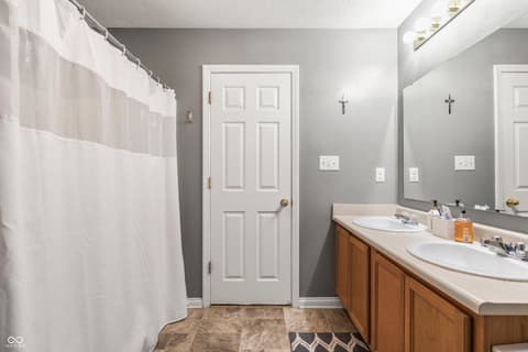Photo of 4732 Ashfield Drive, Westfield, IN