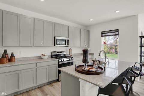 Photo of 17008 Sandhurst Place, Westfield, IN
