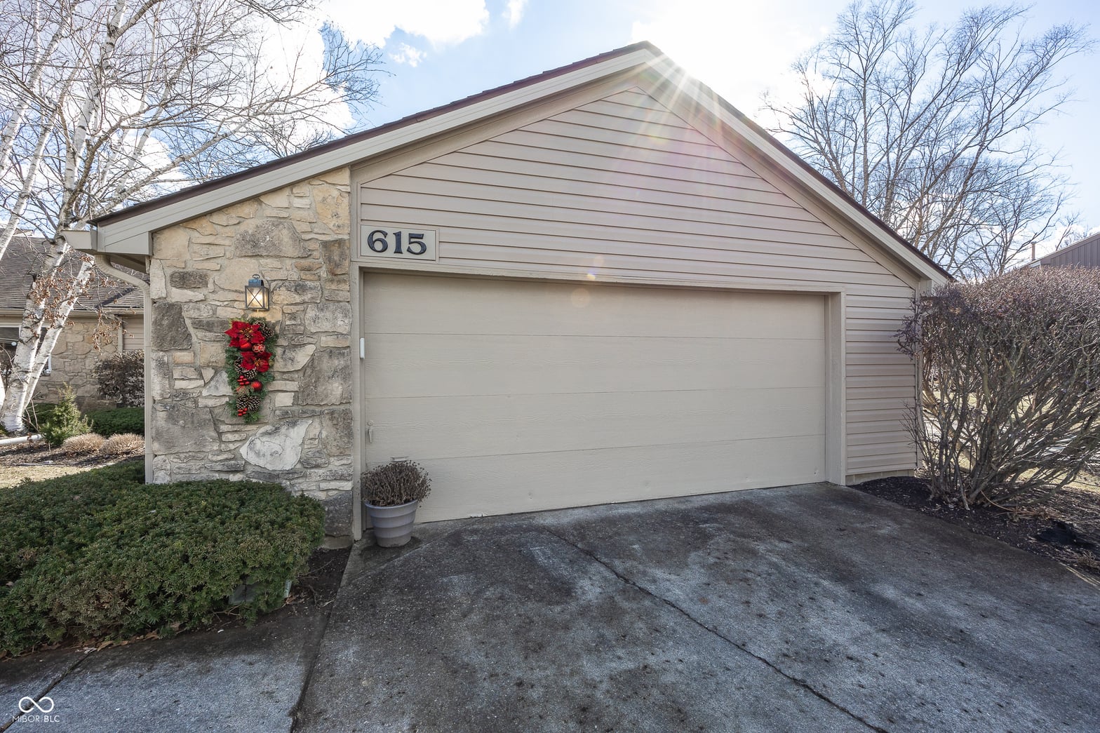 Photo of 615 Conner Creek Drive, Fishers, IN