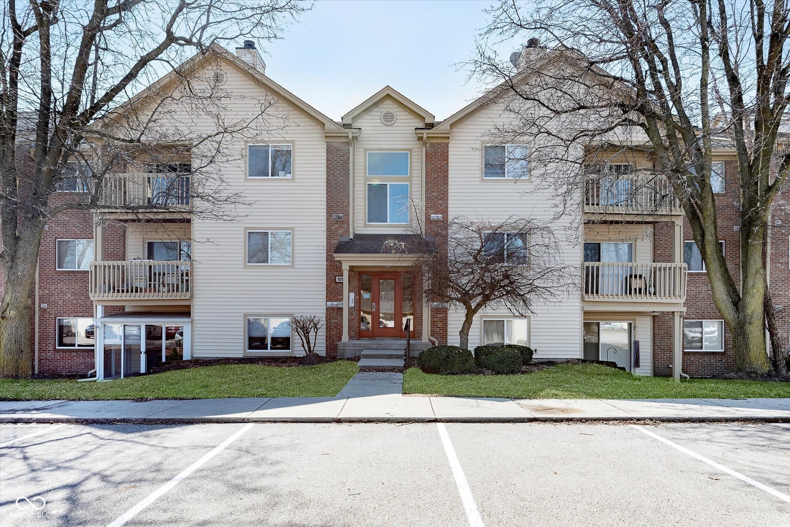 Photo of 1057 Timber Creek Drive, Carmel, IN