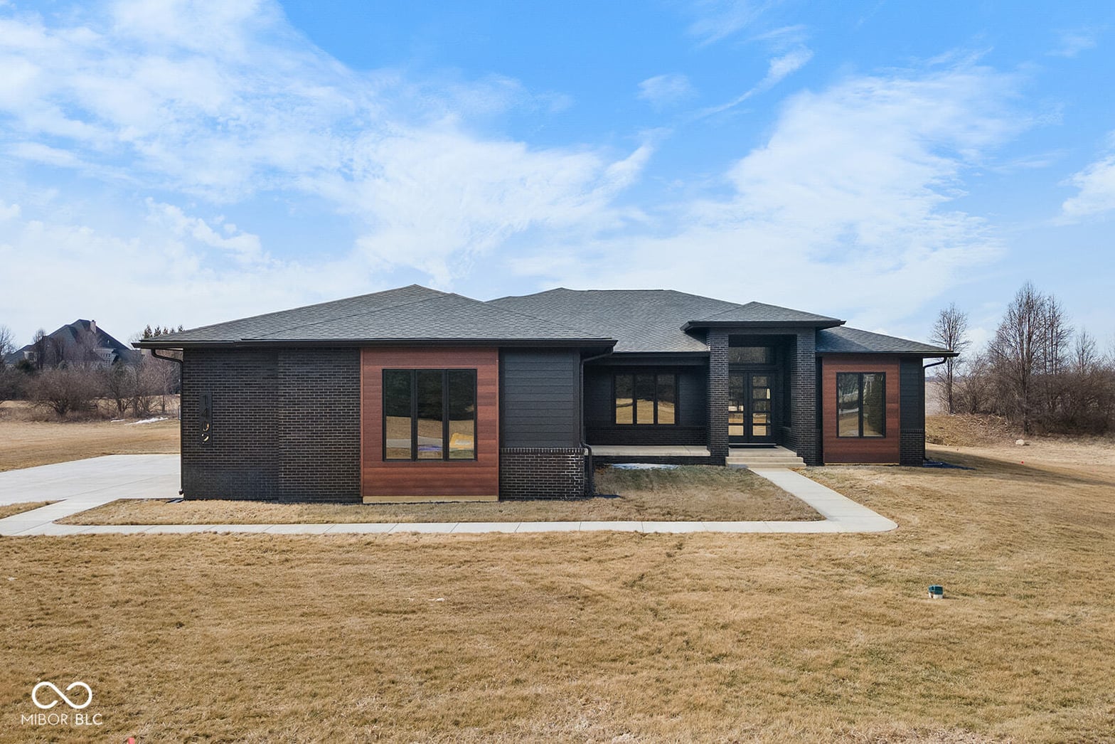 Photo of 1402 Kingswood Road W, West Lafayette, IN