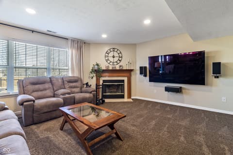 Photo of 14055 Mimosa Court, Fishers, IN