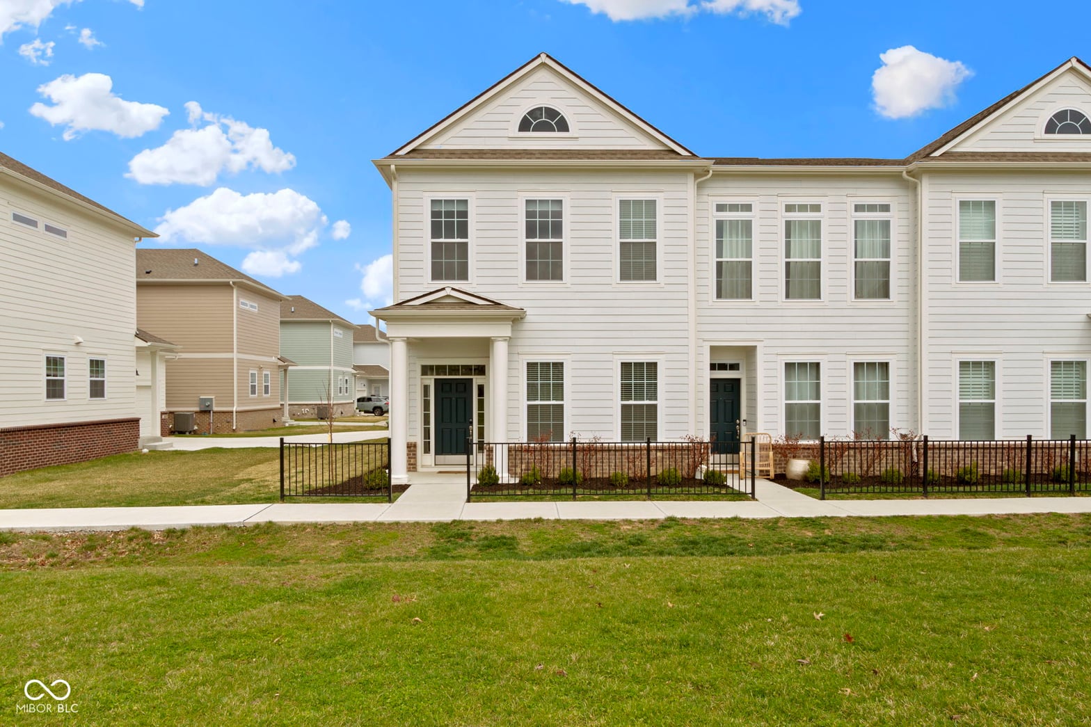 Photo of 517 Steinbeck Place, Carmel, IN