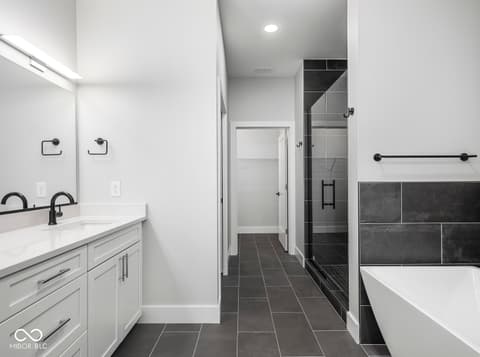 Photo of 319 E 16th Street, Indianapolis, IN
