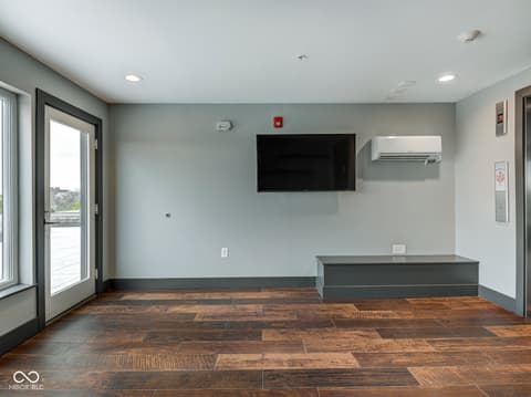 Photo of 319 E 16th Street, Indianapolis, IN