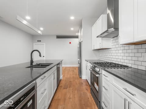 Photo of 319 E 16th Street, Indianapolis, IN