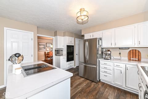 Photo of 13153 Conner Knoll Parkway, Fishers, IN
