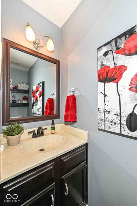 Photo of 13153 Conner Knoll Parkway, Fishers, IN