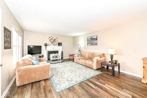 Photo of 13153 Conner Knoll Parkway, Fishers, IN
