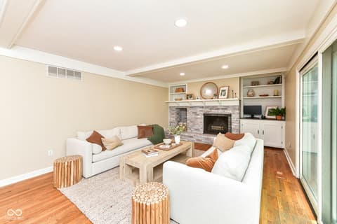 Family room at 12714 Brookshire Parkway, Carmel, IN