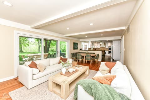 Family room at 12714 Brookshire Parkway, Carmel, IN