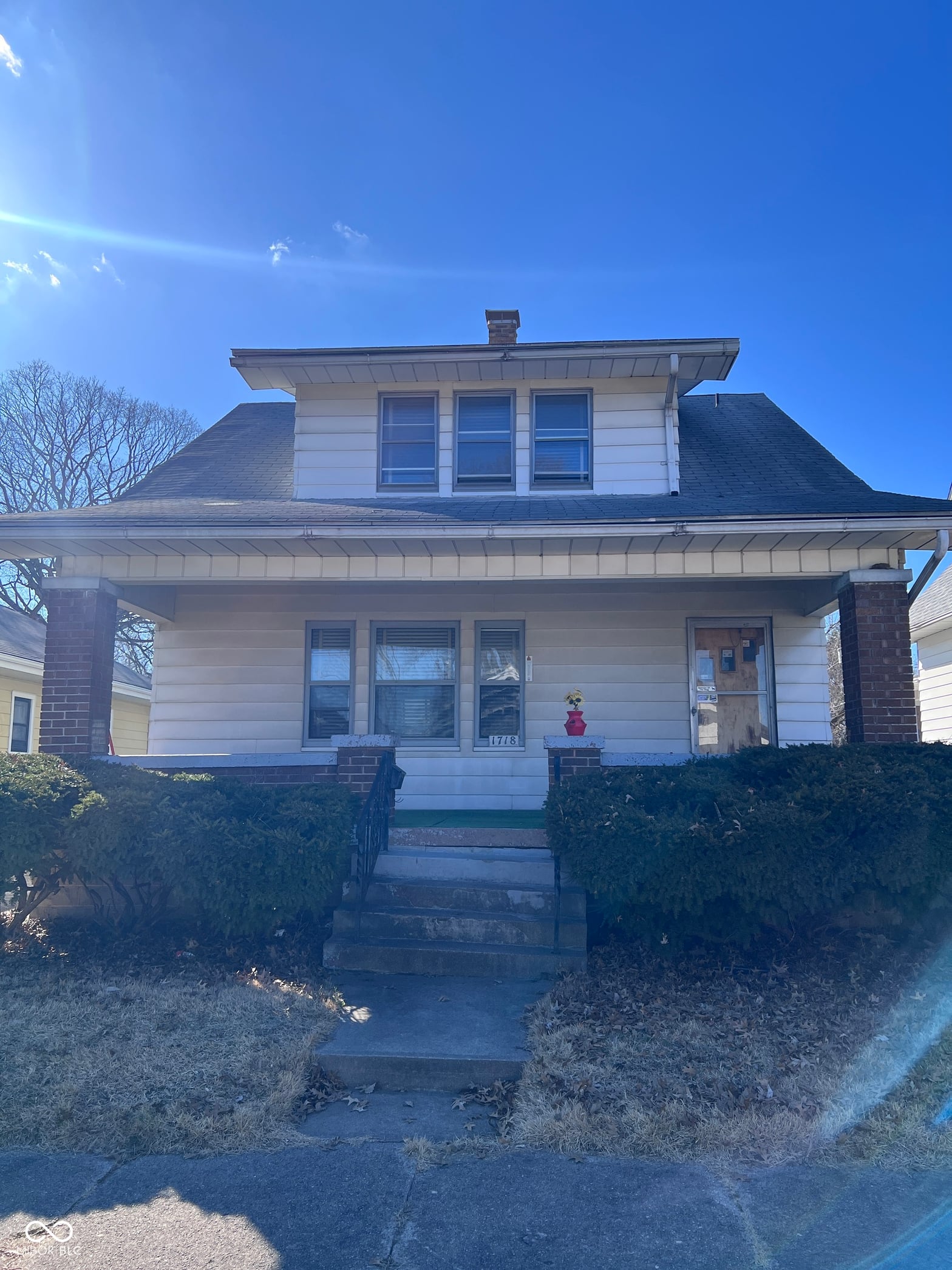 Front exterior at 1718 Garfield Avenue, Terre Haute, IN