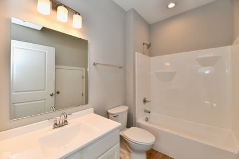 Photo of 922 N Oakland Avenue, Indianapolis, IN