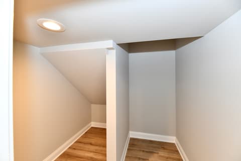 Photo of 922 N Oakland Avenue, Indianapolis, IN