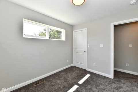 Photo of 922 N Oakland Avenue, Indianapolis, IN