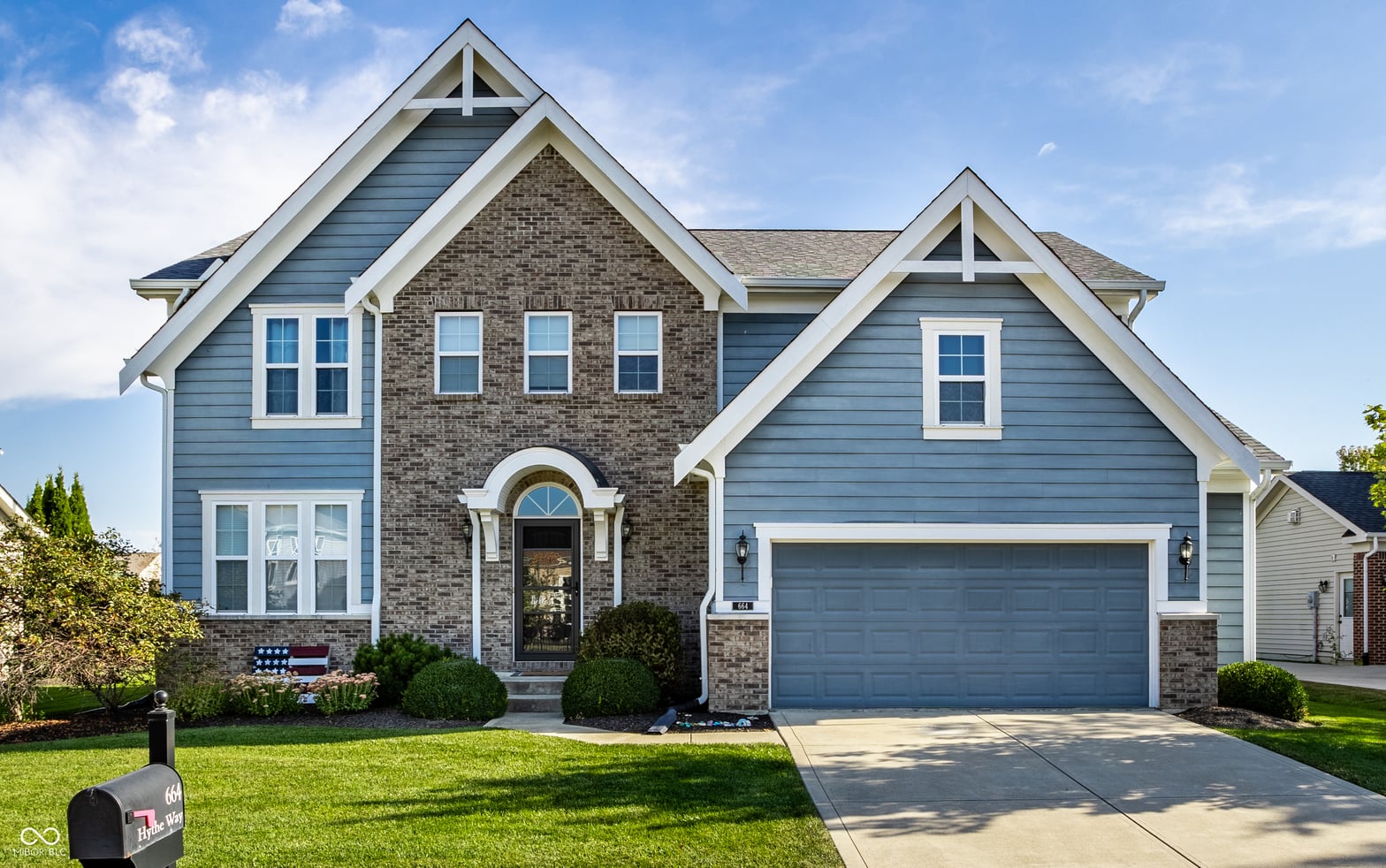 Front exterior at 664 Hythe Way, Westfield, IN