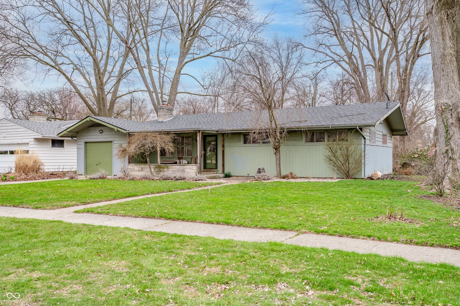 Front exterior at 3537 Algonquin Pass, Fort Wayne, IN